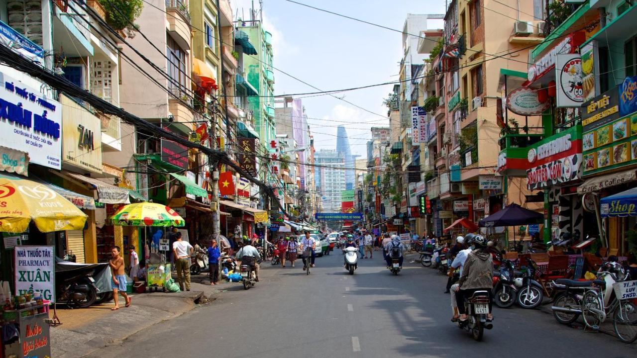 Отель Reddoorz Yen Phu Street Ханой Экстерьер фото
